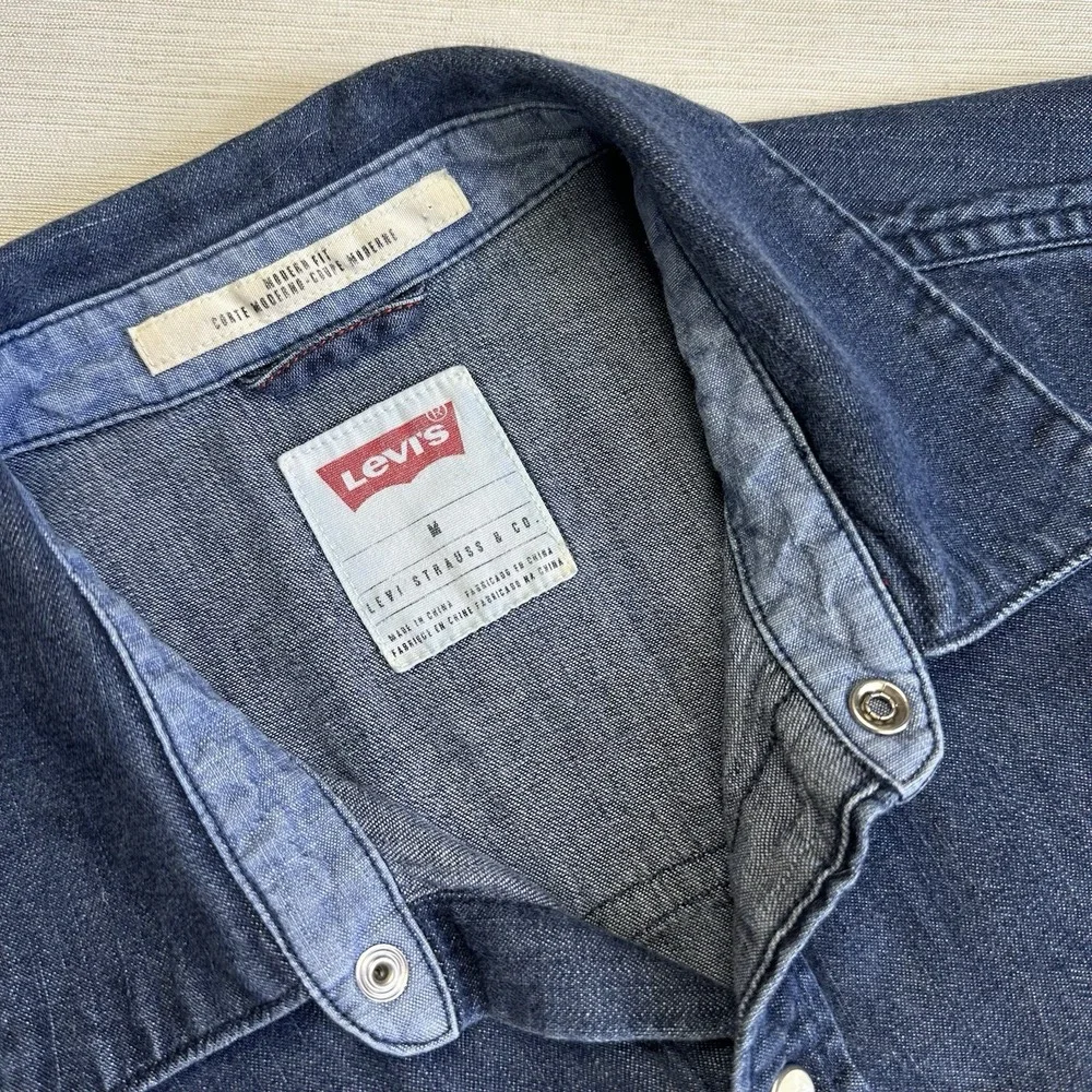 Levis Denim Shirt Modern Fit Sawtooth Pearl Snap Men M Dark Blue Western Rancher
